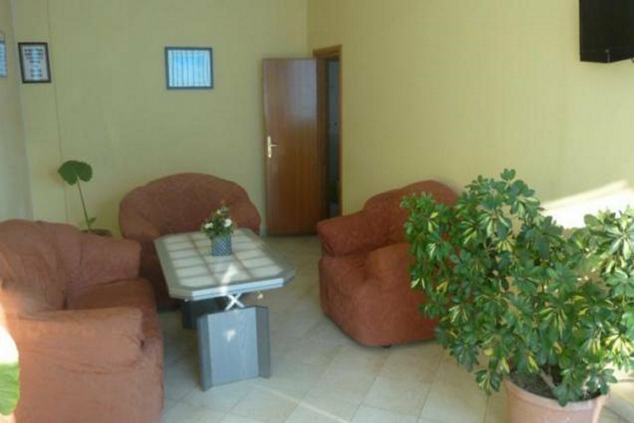 Hotel 4 Stinet Vlore Ngoại thất bức ảnh